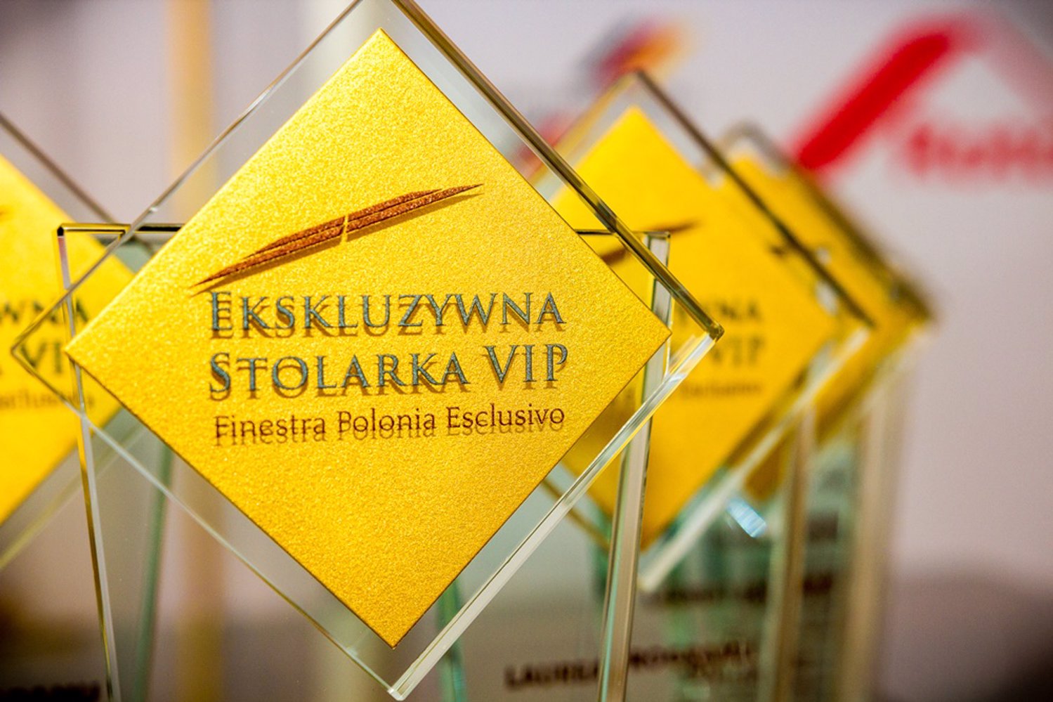 OKNOPLAST doceniony w konkursie Ekskluzywna Stolarka VIP