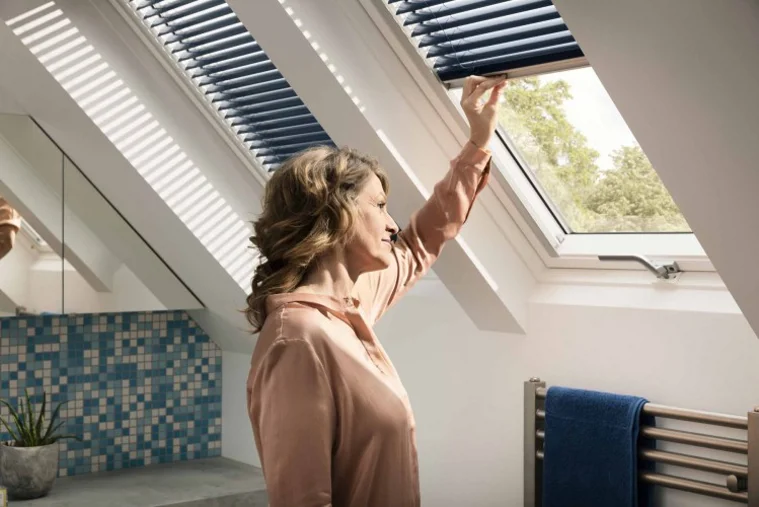 Firma VELUX rewolucjonizuje rynek trzyszybowych okien dachowych