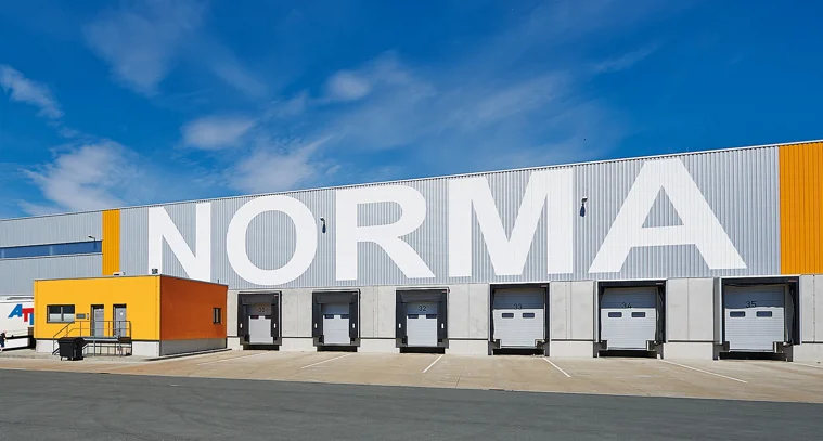 Efektywne gospodarowanie energią
Przemysłowa brama segmentowa SPU 67 firmy Hörmann
