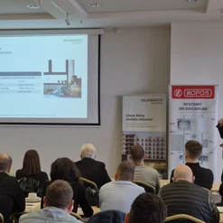 salamander-wsrod-architektow