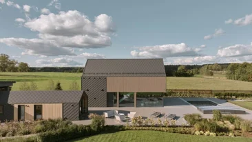 Kojąca architektura z widokiem na naturę